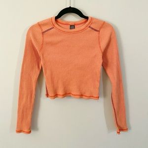 orange ribbed crop top 🍊